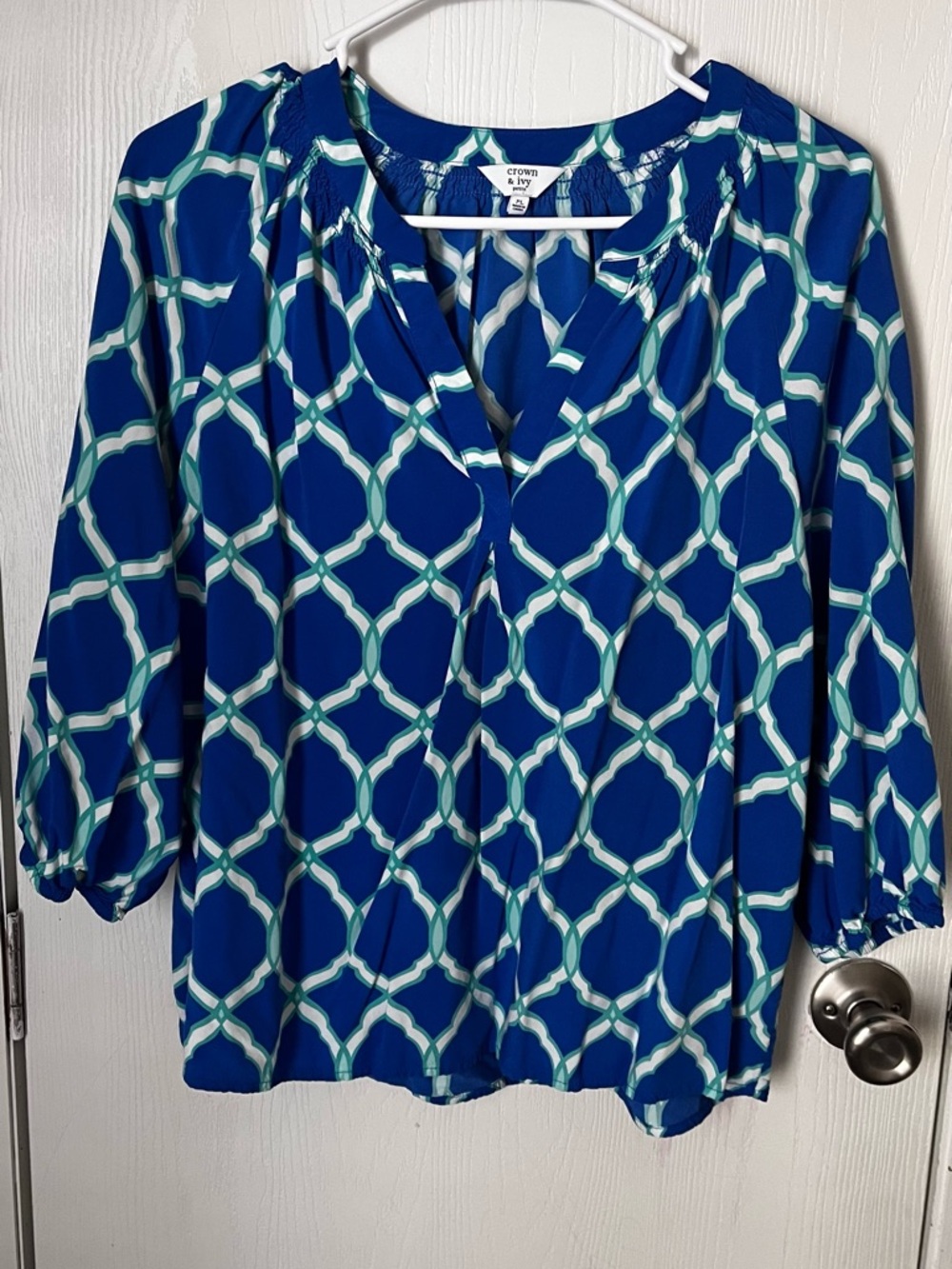 Crown & Ivy Blue White Green Geometric Print Blouse Size PL